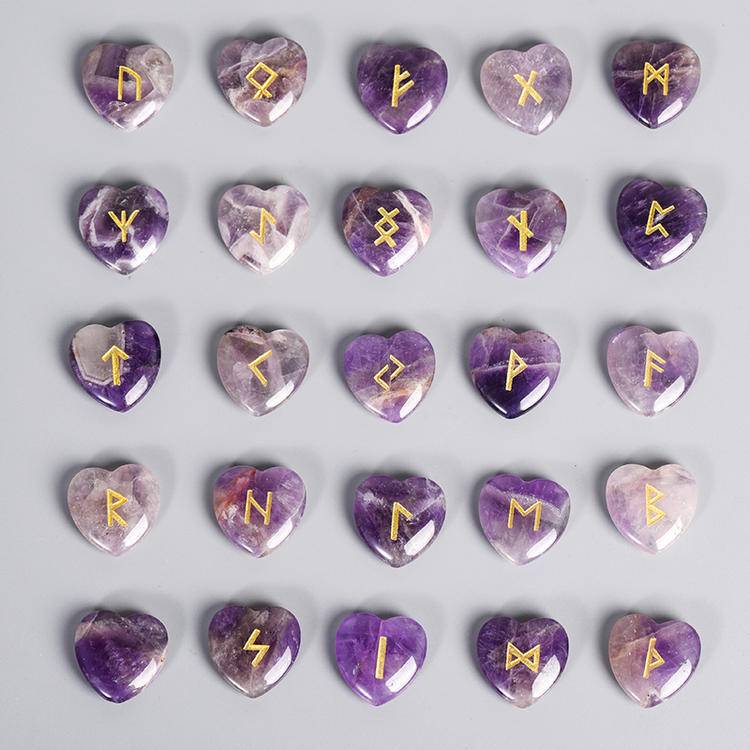 Love Guidance – Heart-Shaped Germanic Runes Set (24+1 Pieces)