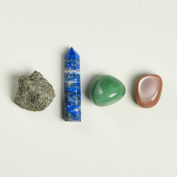 Intentional Energy – Polished Crystal Healing Set with Meaning Cards