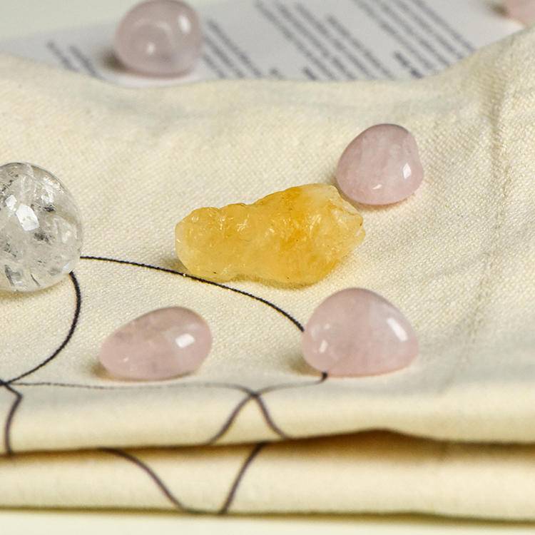 Sacred Energy – Crystal Grid Set with Geometric Cloth (9 Intention Themes)