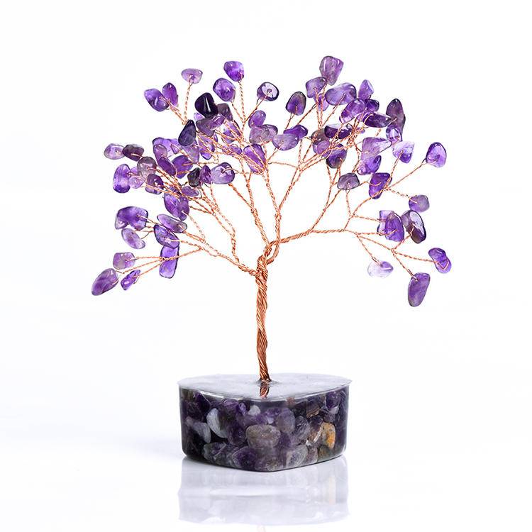 Heartfelt Growth – Resin Heart Base Crystal Tree