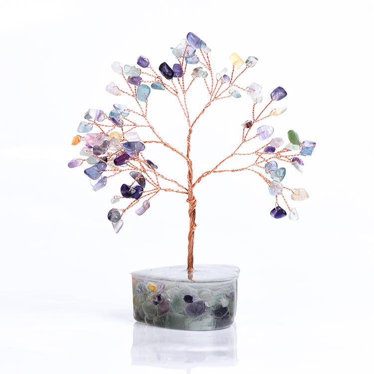 Heartfelt Growth – Resin Heart Base Crystal Tree