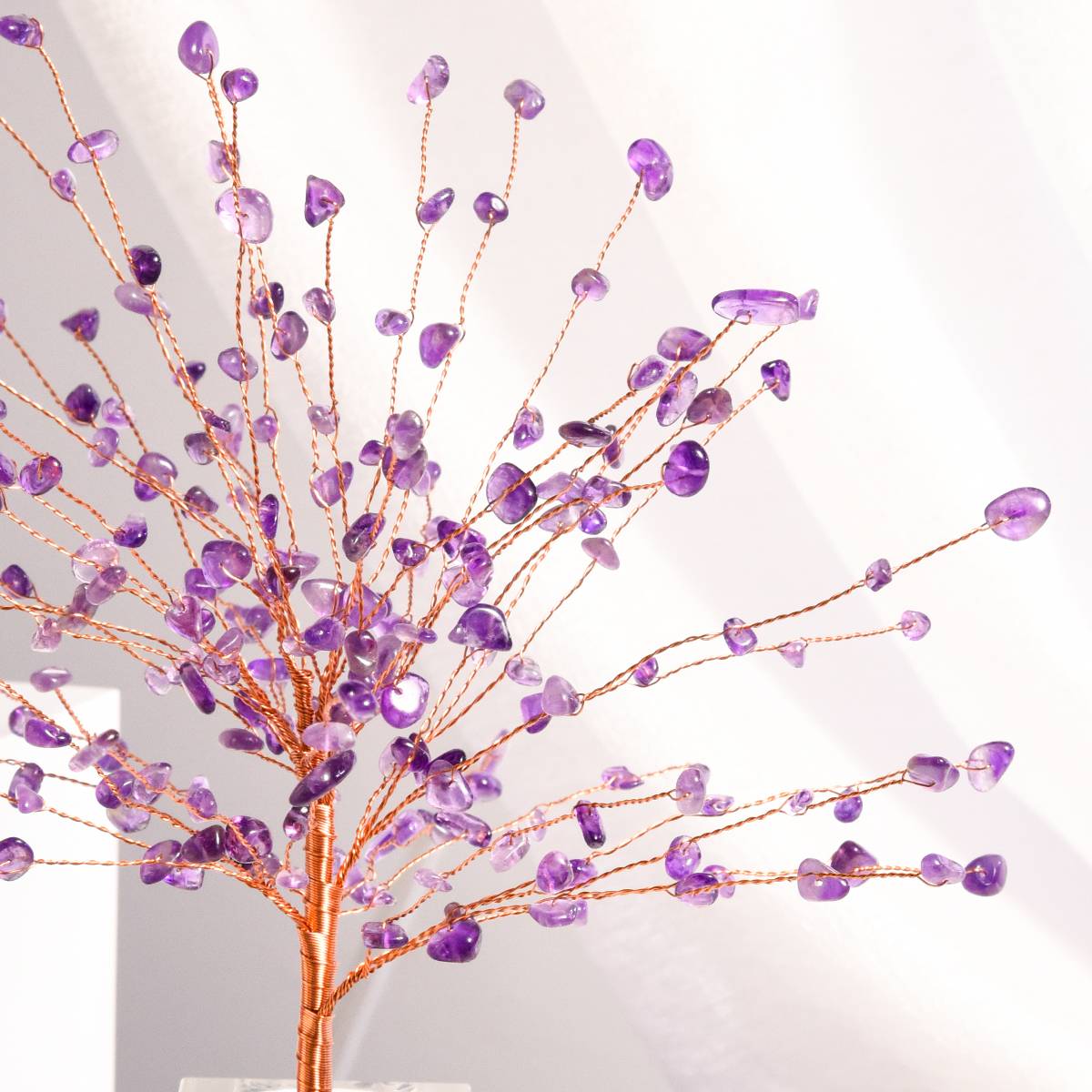 Prosperity Flow – Crystal Wealth Tree in Glass Vessel