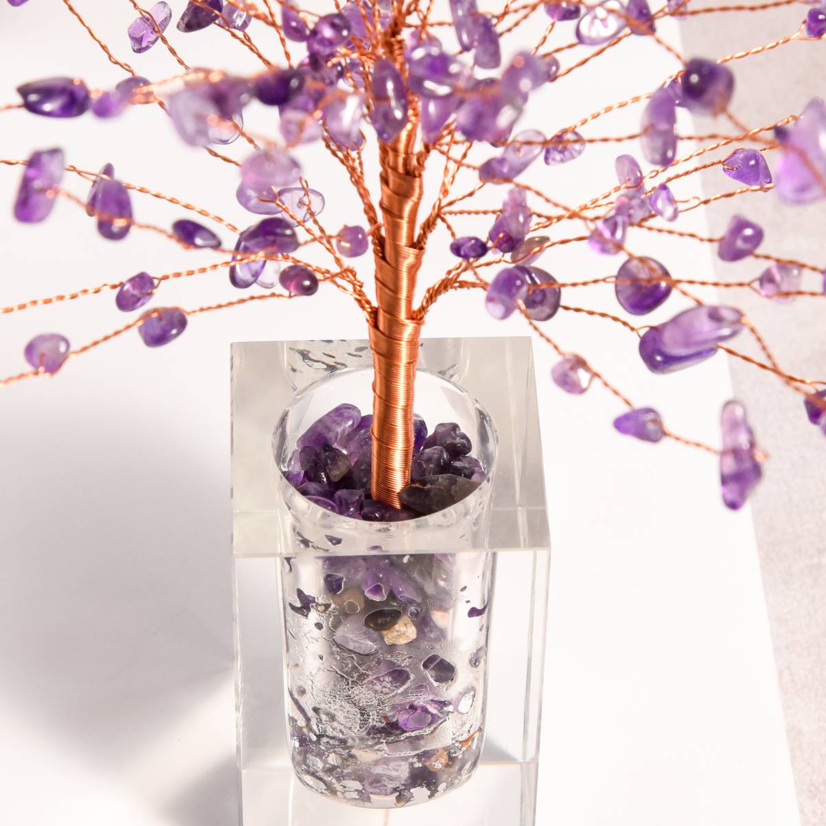Prosperity Flow – Crystal Wealth Tree in Glass Vessel