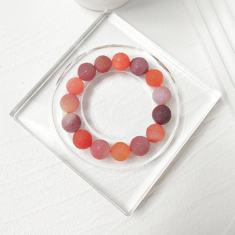 Flowing Transformation Floating Carved Yanyuan Agate Bracele