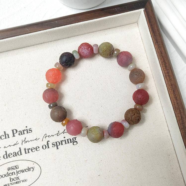 Graceful Bloom Yanyuan Agate Carved Flower Bracelet