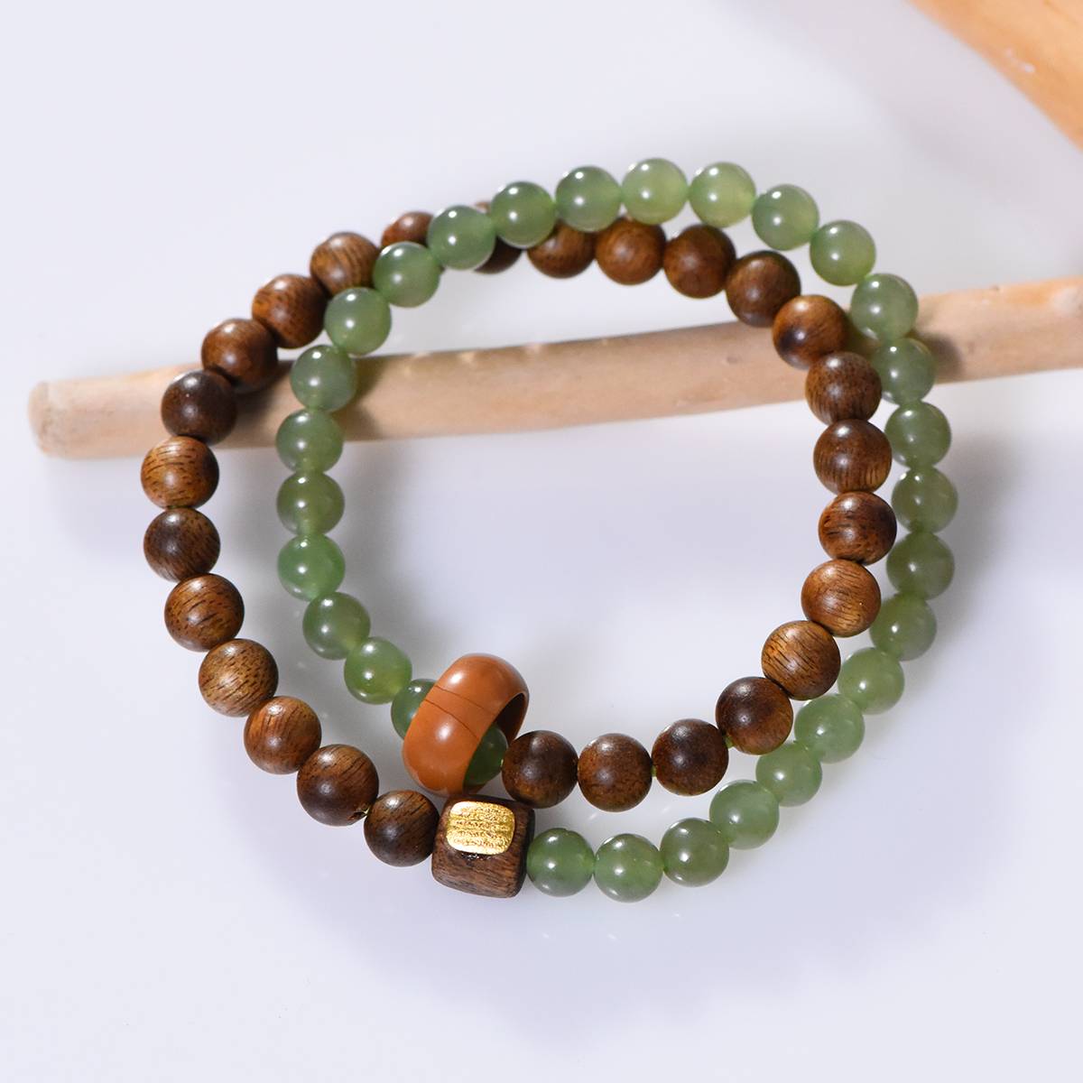 Earth Wisdom Green Hetian Jade Agarwood Double Bracelet